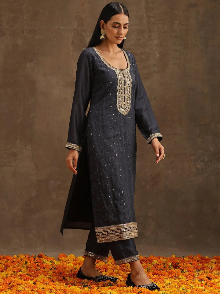 Grey Embroidered Silk Blend Suit Set With Trousers - Libas