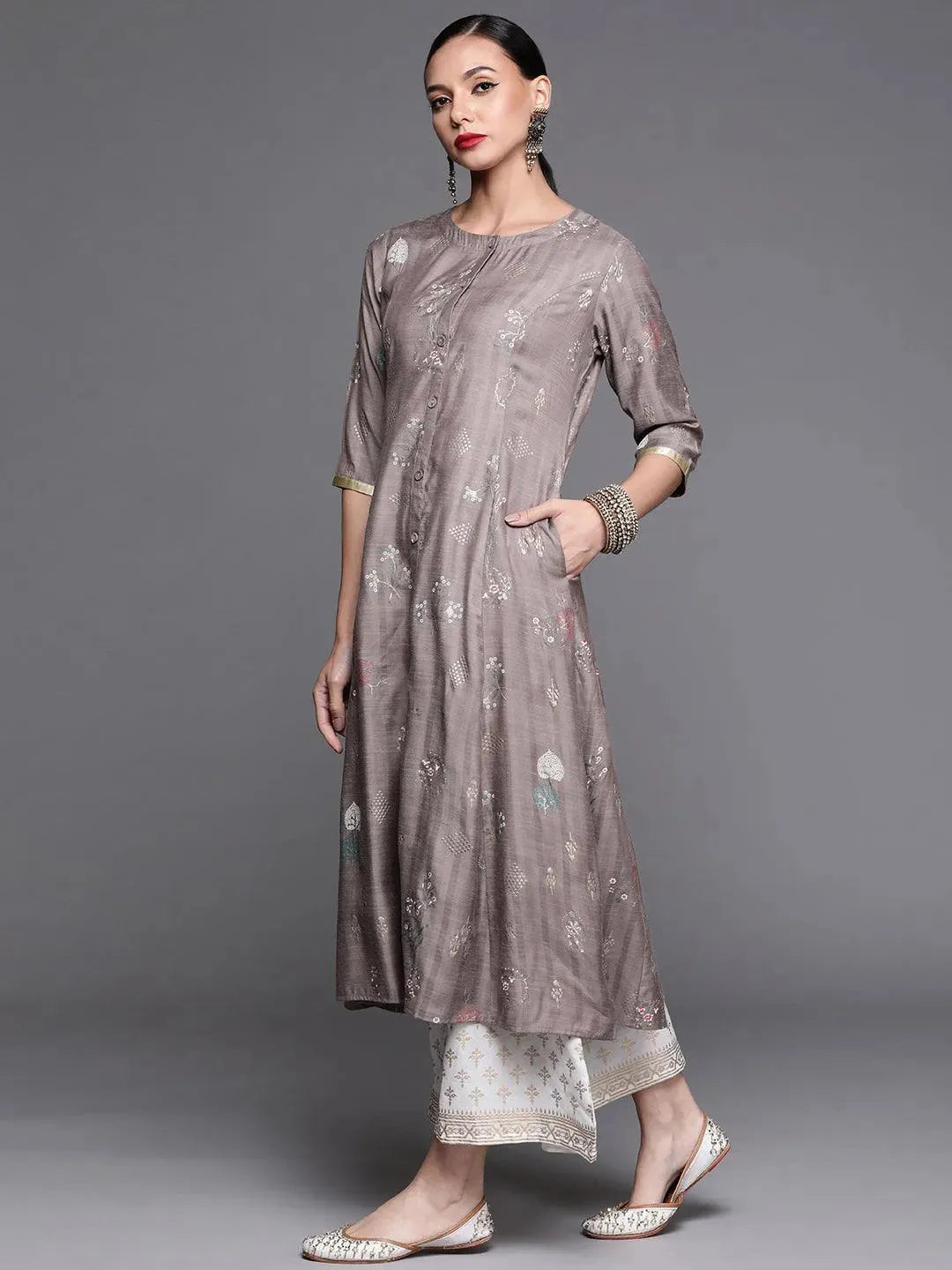 

Buy Grey Printed Cotton Silk Kurta - 22103O-XS | Libas Ethnic Wear Online