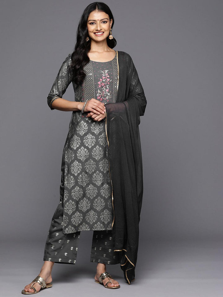 Grey Printed Silk Blend Straight Kurta With Trousers & Dupatta - Libas