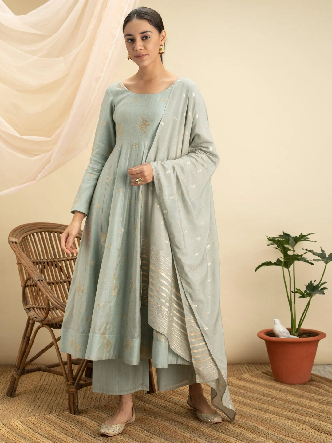 Grey Self Design Chanderi Silk Suit Set - Libas