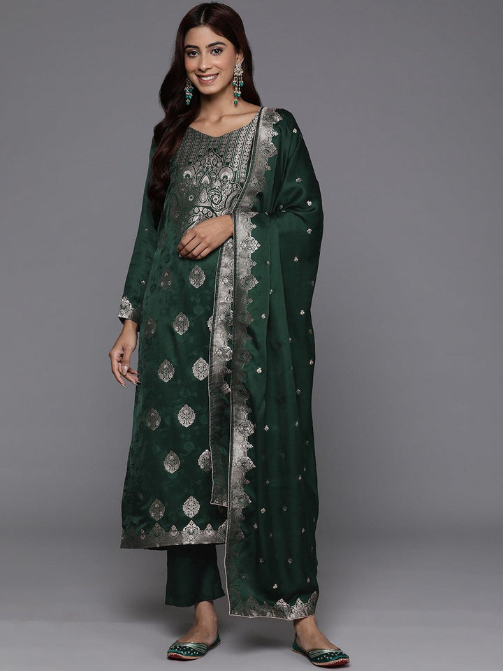 Libas Art Green Embroidered Silk Straight Kurta With Trousers & Dupatta - Libas