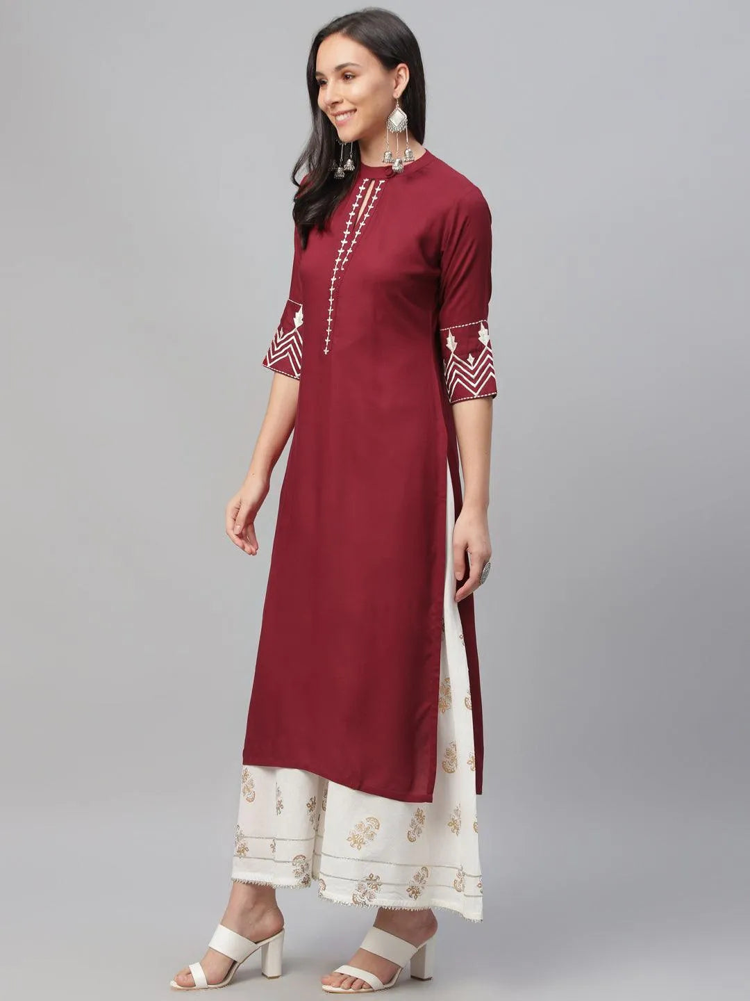 Red Kurtis - Buy Red Kurtis for Women Online in India | Libas