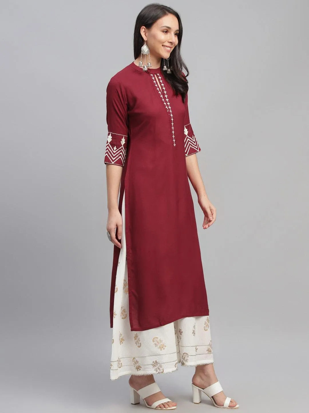 Red Kurtis - Buy Red Kurtis for Women Online in India | Libas