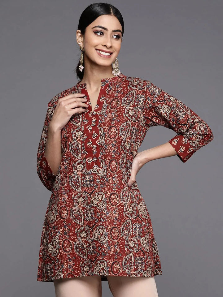 Maroon Printed Cotton Straight Kurti - Libas