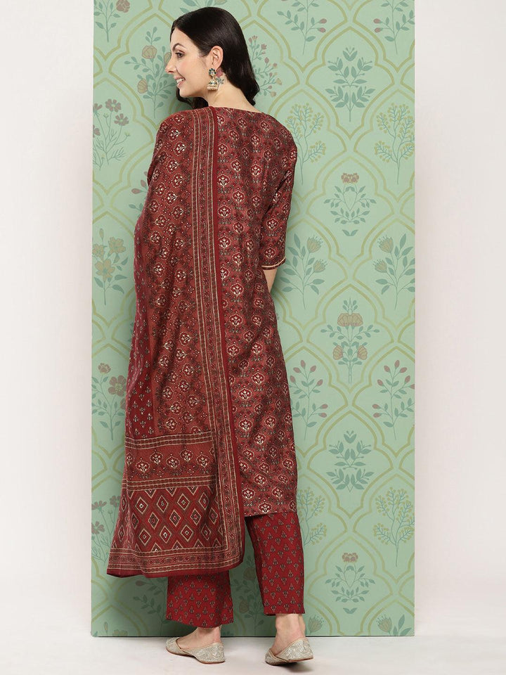 Maroon Printed Silk Blend Straight Kurta With Trousers & Dupatta - Libas