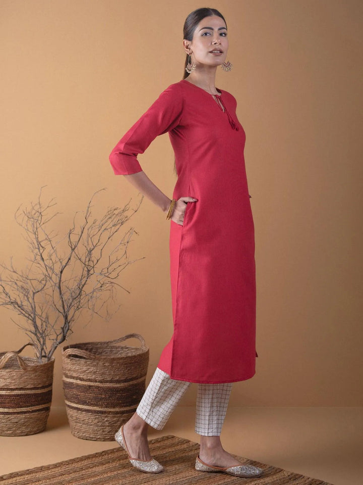 Maroon Solid Cotton Kurta - Libas