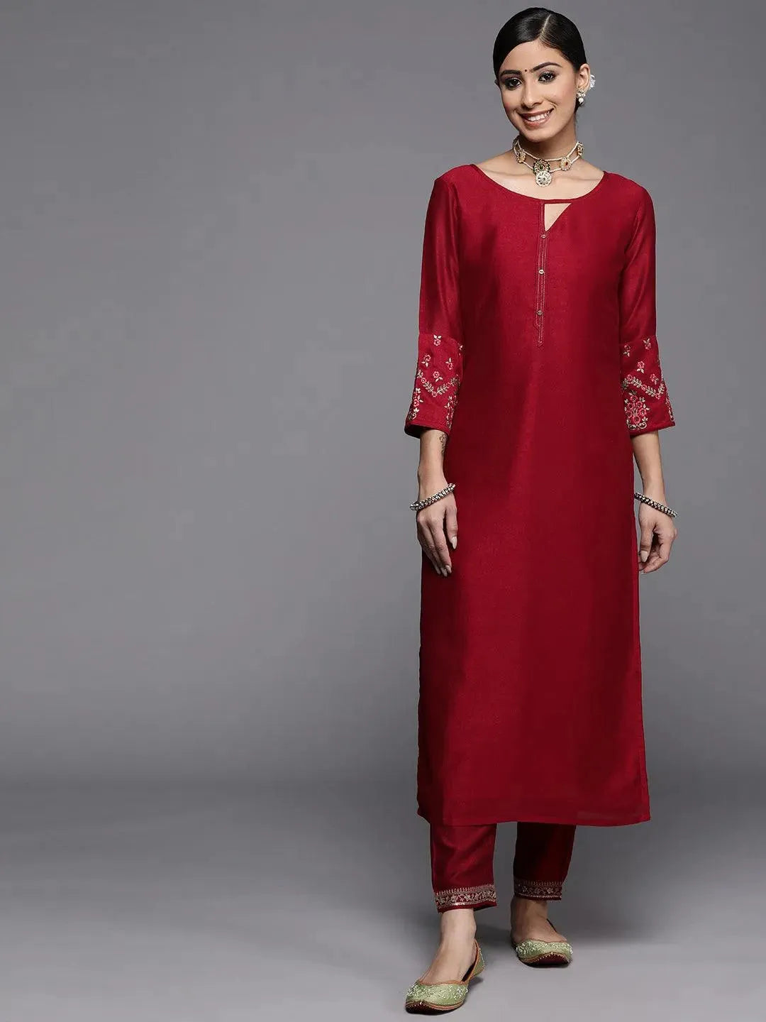 

Maroon Solid Silk Kurta