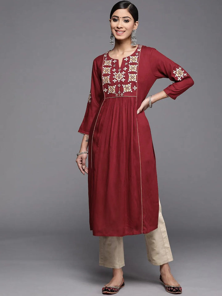 Maroon Yoke Design Rayon Kurta - Libas