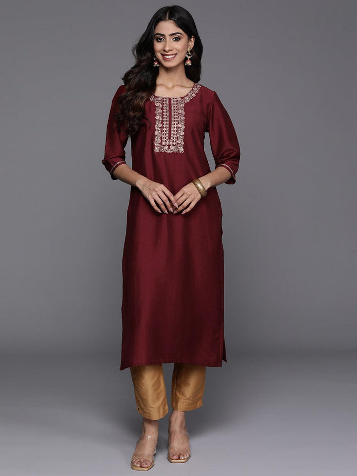 Maroon Yoke Design Silk Straight Kurta - Libas