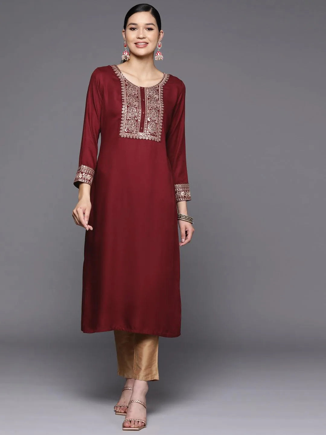 Maroon Yoke Design Wool Straight Kurta - Libas