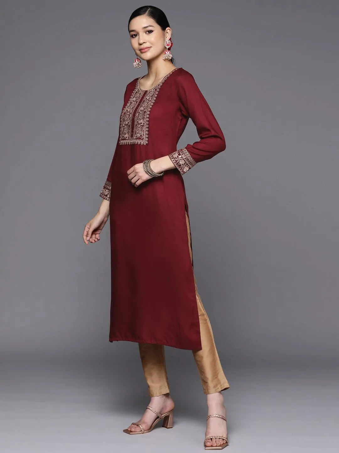 Maroon Yoke Design Wool Straight Kurta - Libas