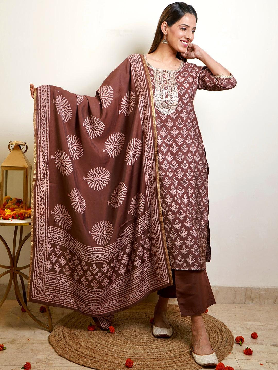 Mauve Printed Silk Blend Straight Kurta With Trousers & Dupatta - Libas 