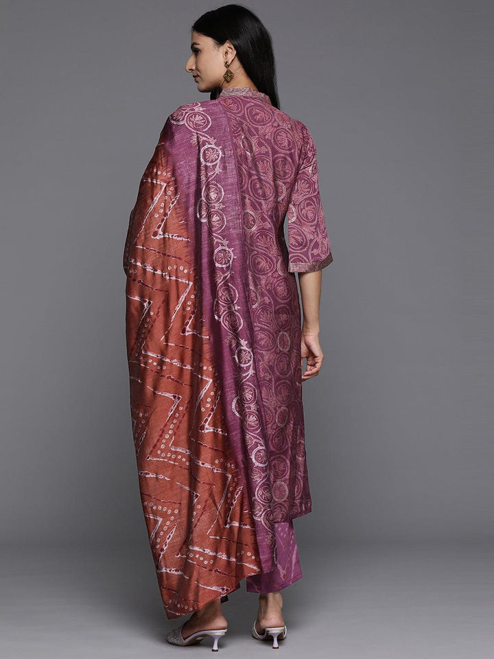 Mauve Printed Silk Blend Straight Kurta With Trousers & Dupatta - Libas