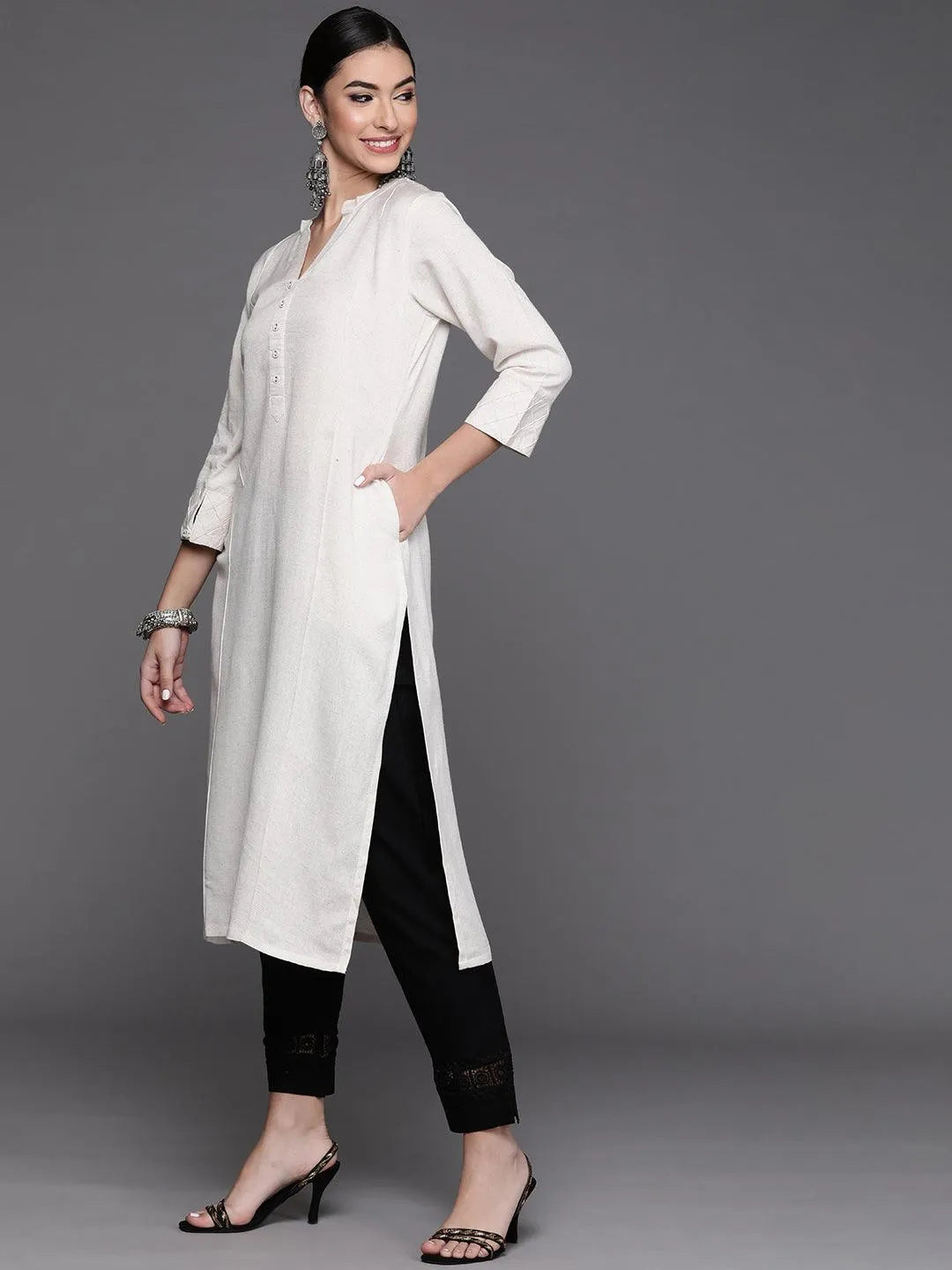 Off White Solid Cotton Kurta - Libas