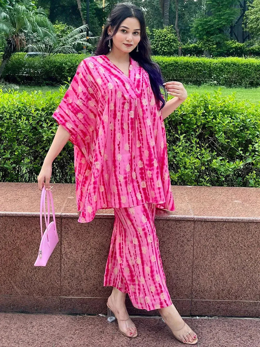 

Pink Dyed Silk Blend Kaftan Kaftan With Palazzos