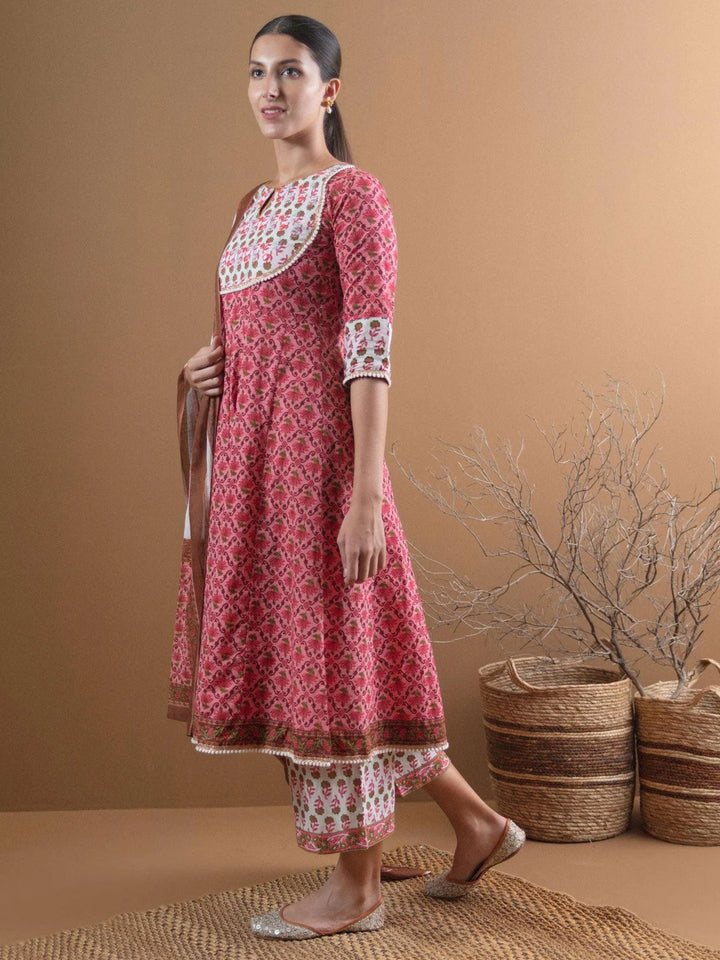 Pink Printed Cotton Suit Set With Mask - Libas