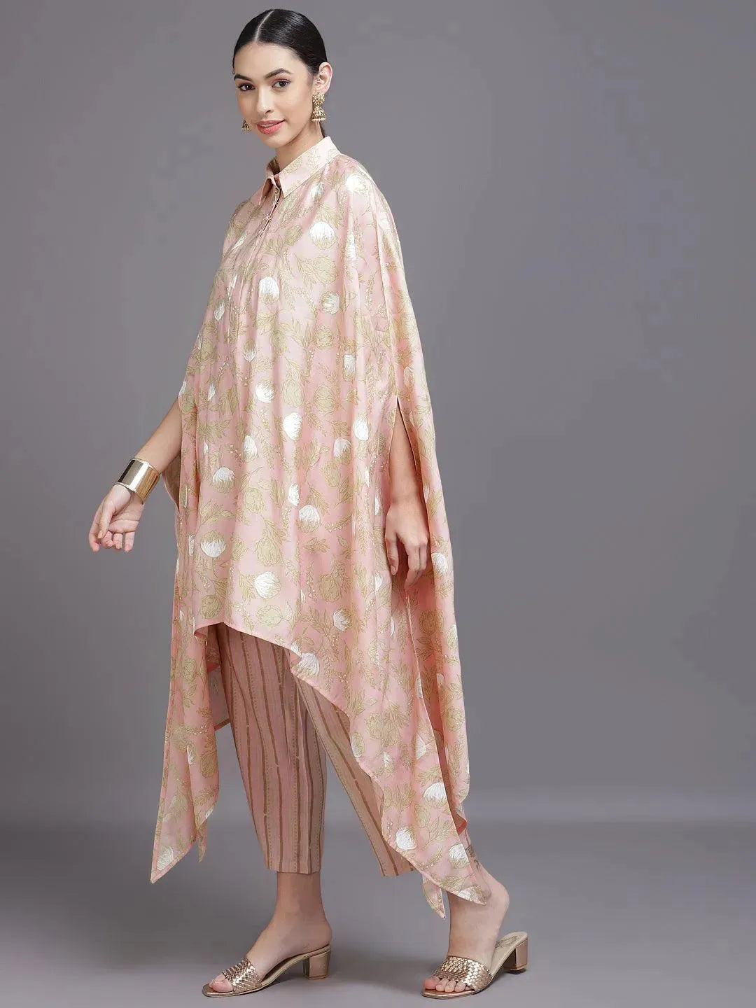 

Buy Pink Printed Silk Blend Suit Set - 33381O- | Libas Ethnic Wear Online