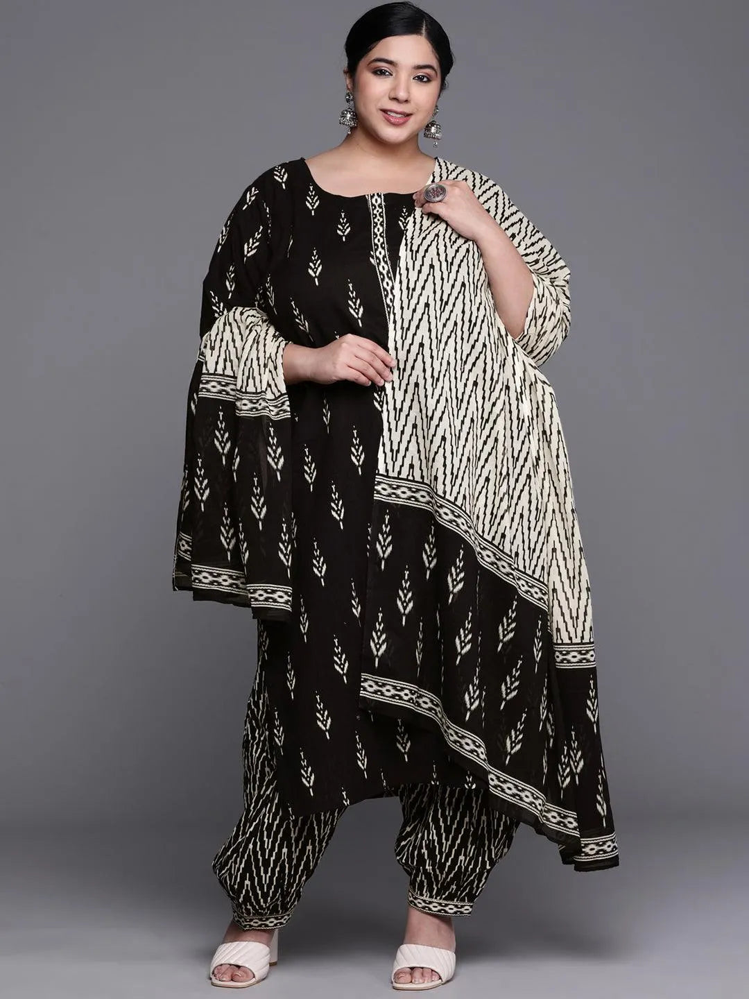 Plus Size Black Printed Cotton Suit Set - Libas 