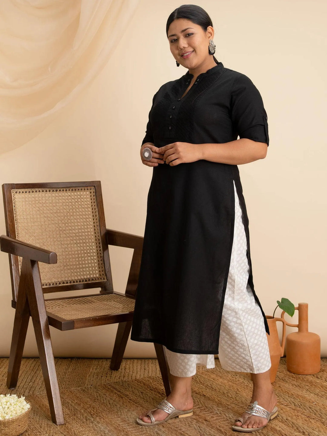 Plus Size Black Solid Cotton Kurta - Libas