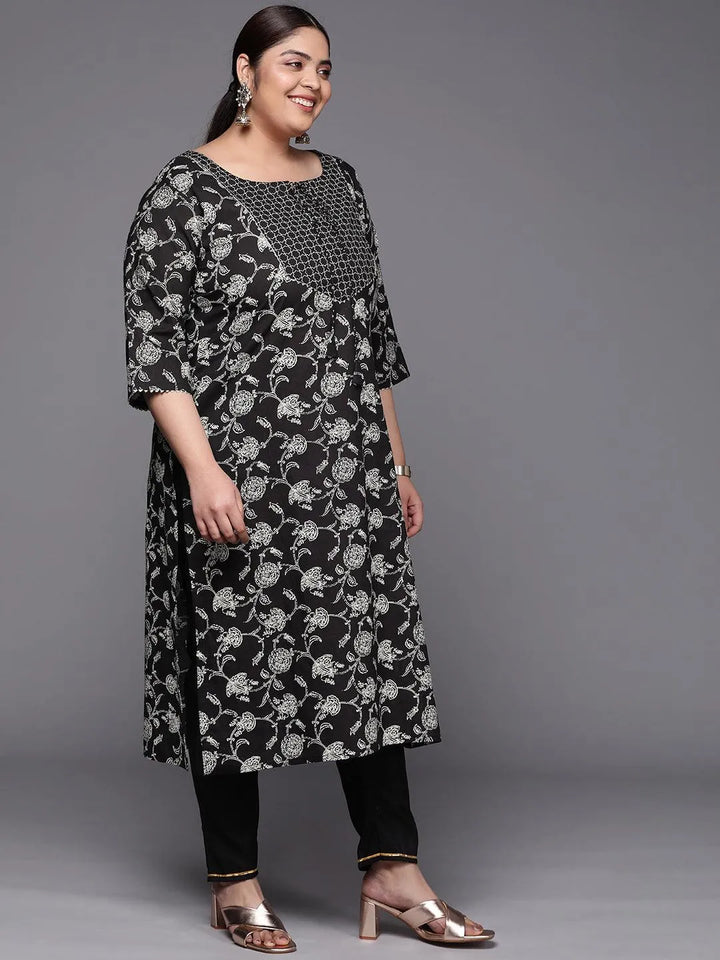 Plus Size Black Yoke Design Cotton Straight Kurta - Libas