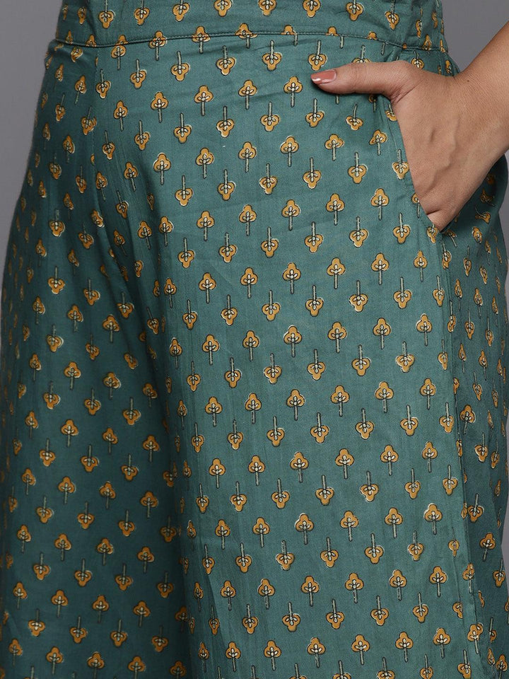 Plus Size Green Printed Cotton Straight Kurta With Palazzos & Dupatta - Libas