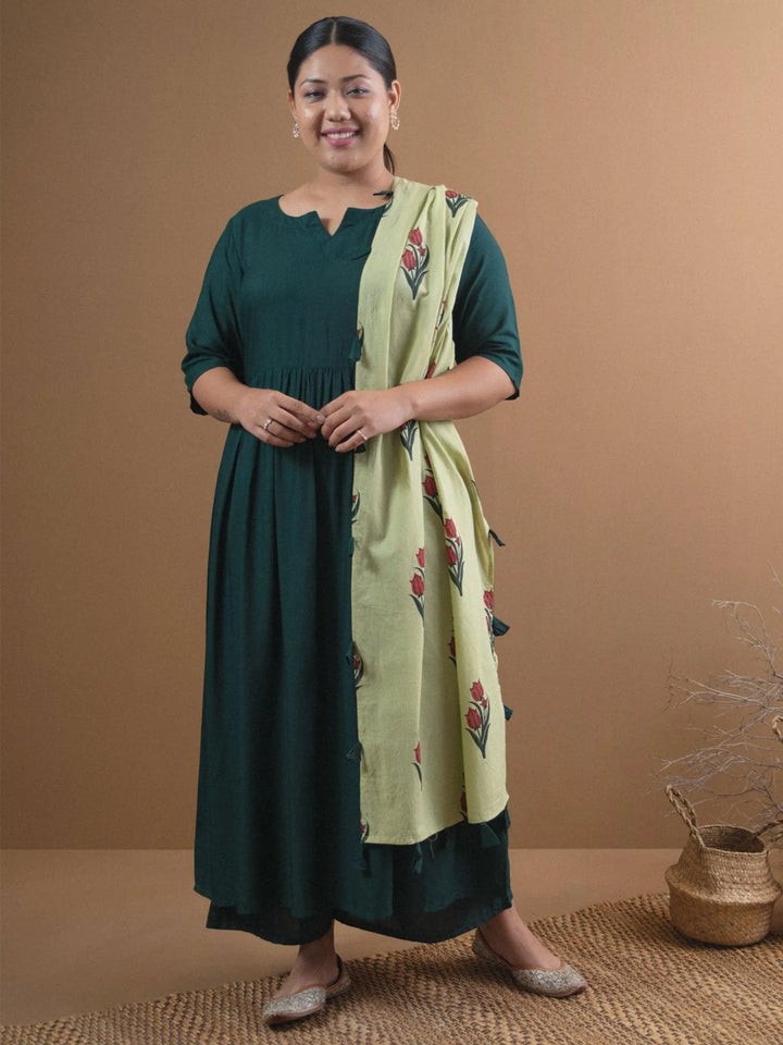 Plus Size Green Solid Rayon Suit Set - Libas