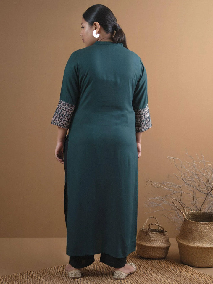 Plus Size Green Solid Rayon Kurta - Libas