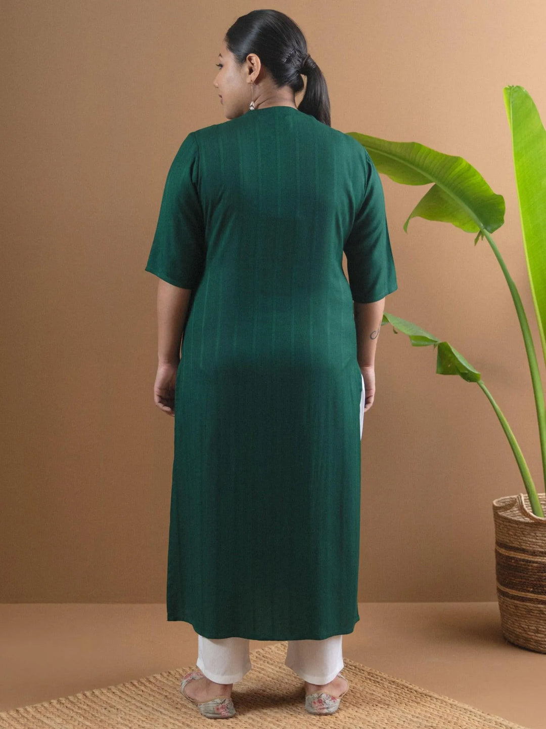 Plus Size Green Solid Rayon Kurta - Libas