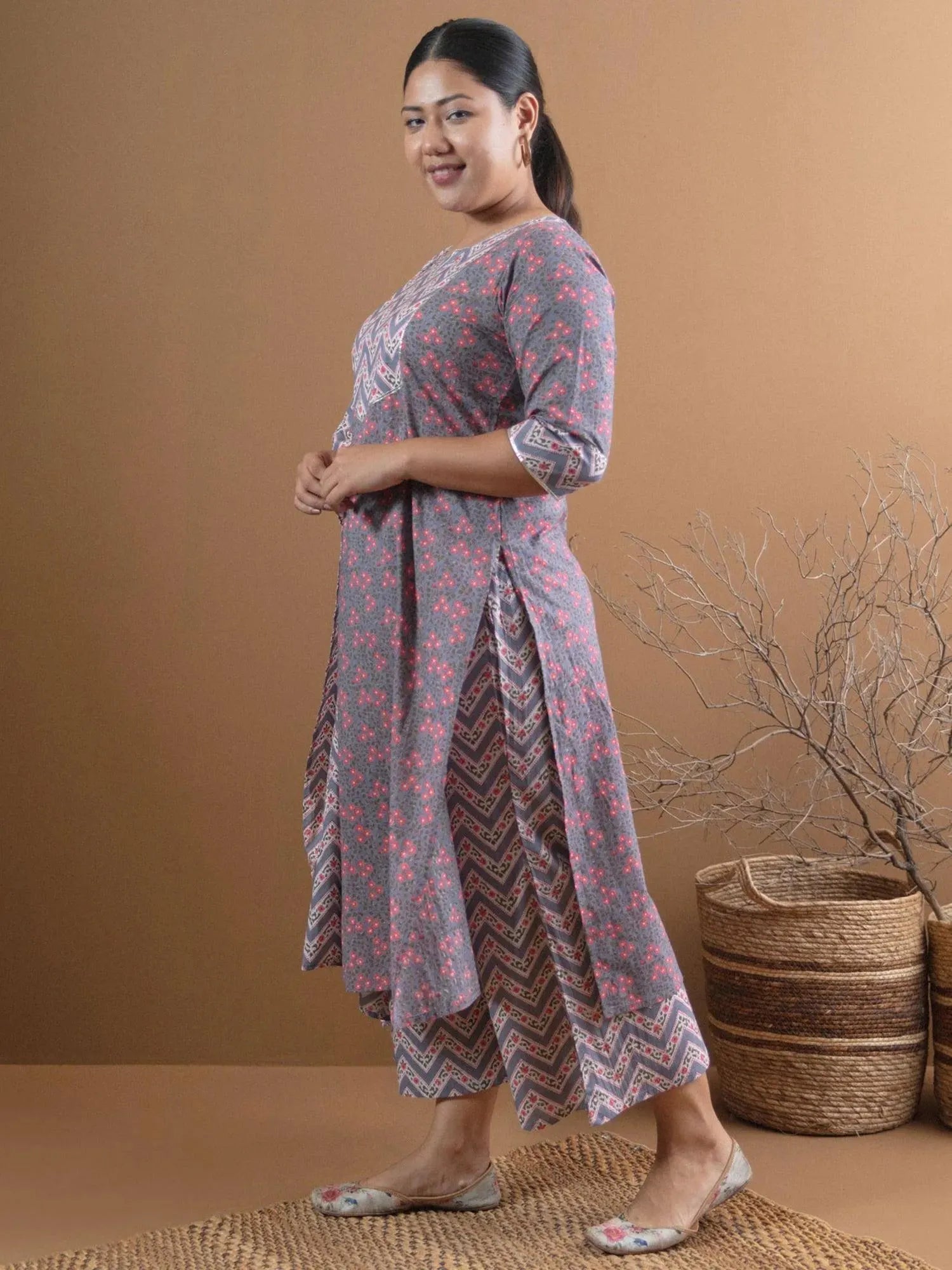 

Plus Size Grey Printed Cotton Straight Kurta With Palazzos & Stole