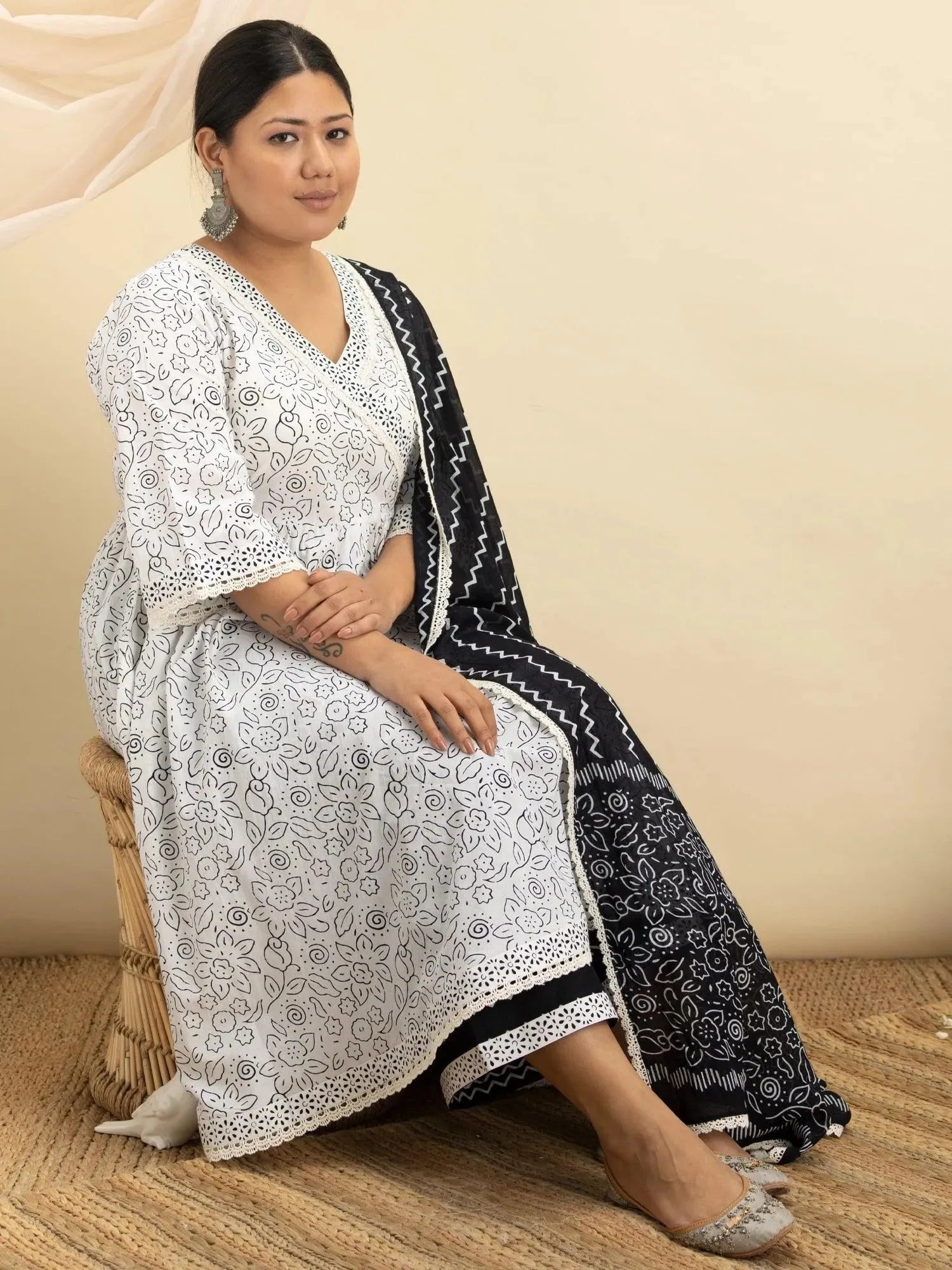 

Buy White Cotton Printed Anarkali Kurta With Cotton Palazzo And Dupatta Online