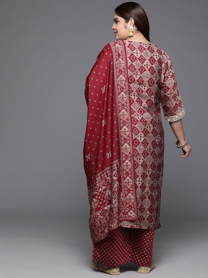 Plus Size Red Printed Silk Blend Straight Kurta With Trousers & Dupatta - Libas