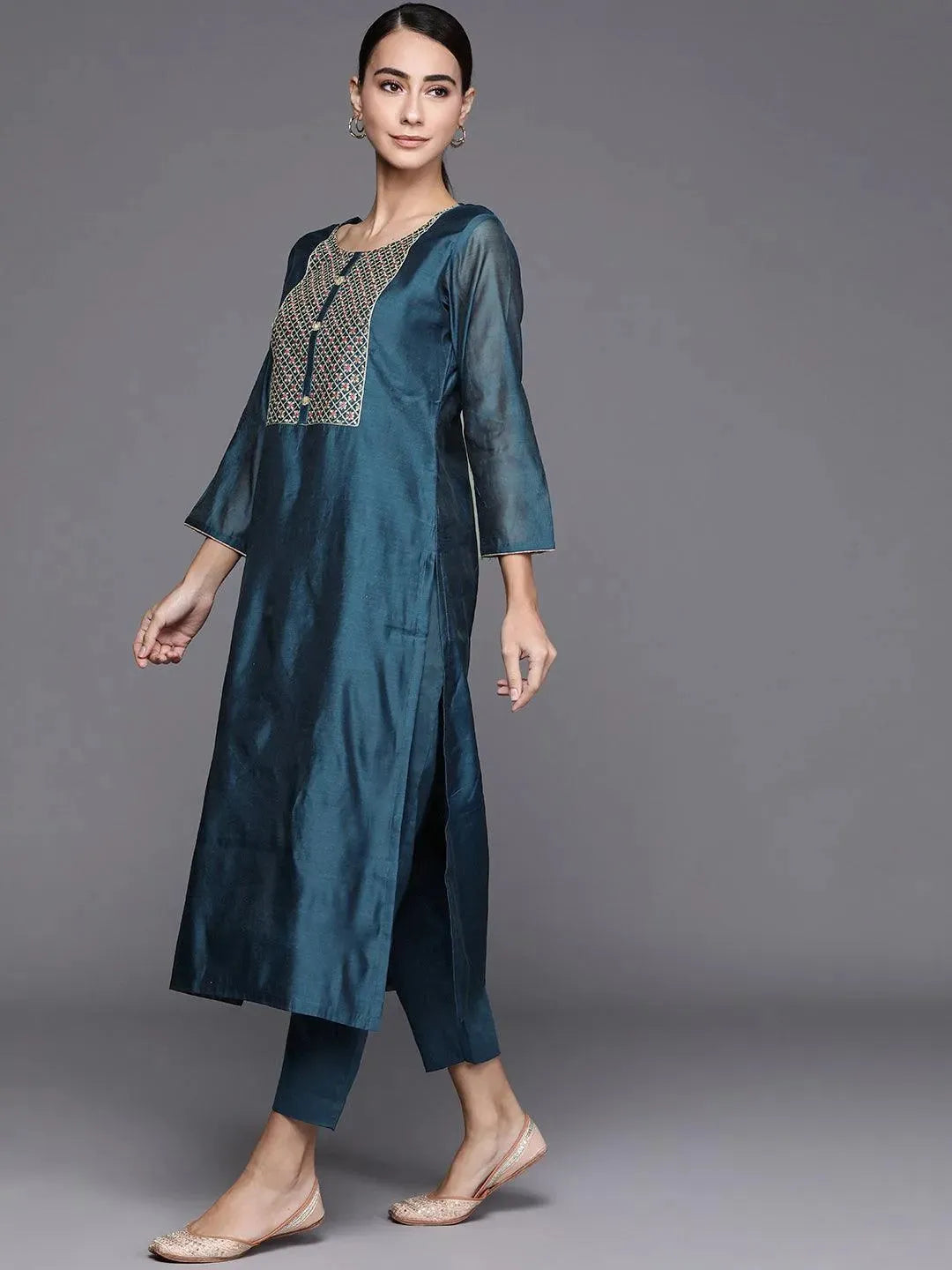 

Teal Embroidered Chanderi Silk Straight Kurta With Dupatta