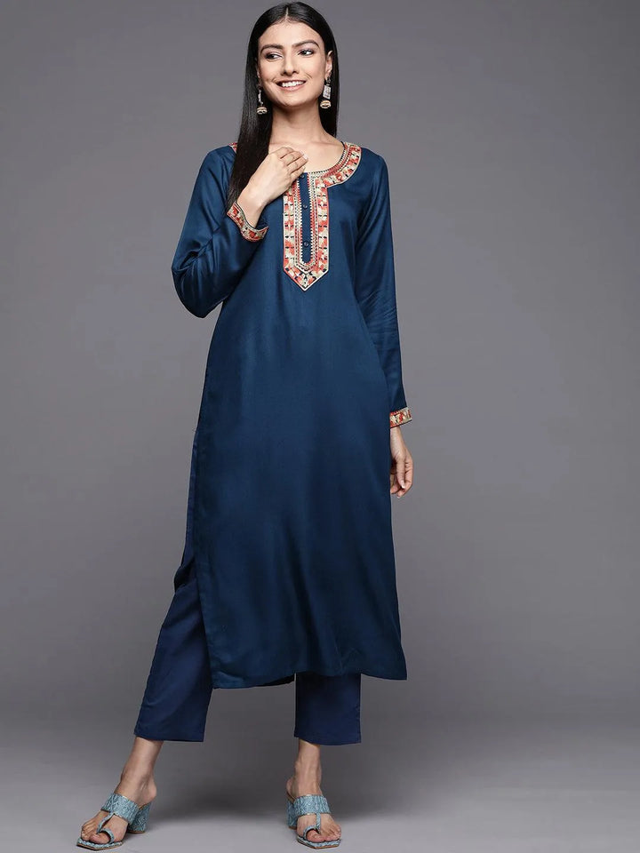 Teal Embroidered Pashmina Wool Straight Kurta - Libas