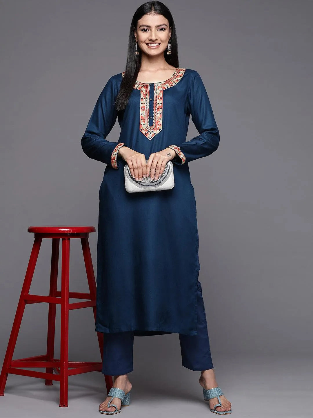 Teal Embroidered Pashmina Wool Straight Kurta - Libas