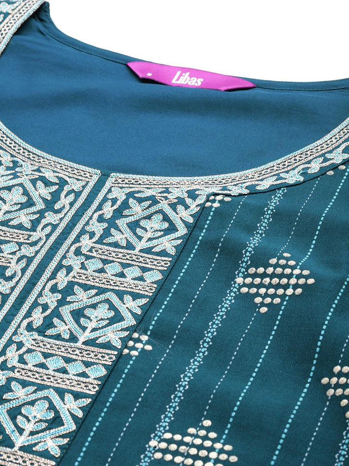 Teal Printed Silk Blend Straight Kurta With Trousers & Dupatta - Libas