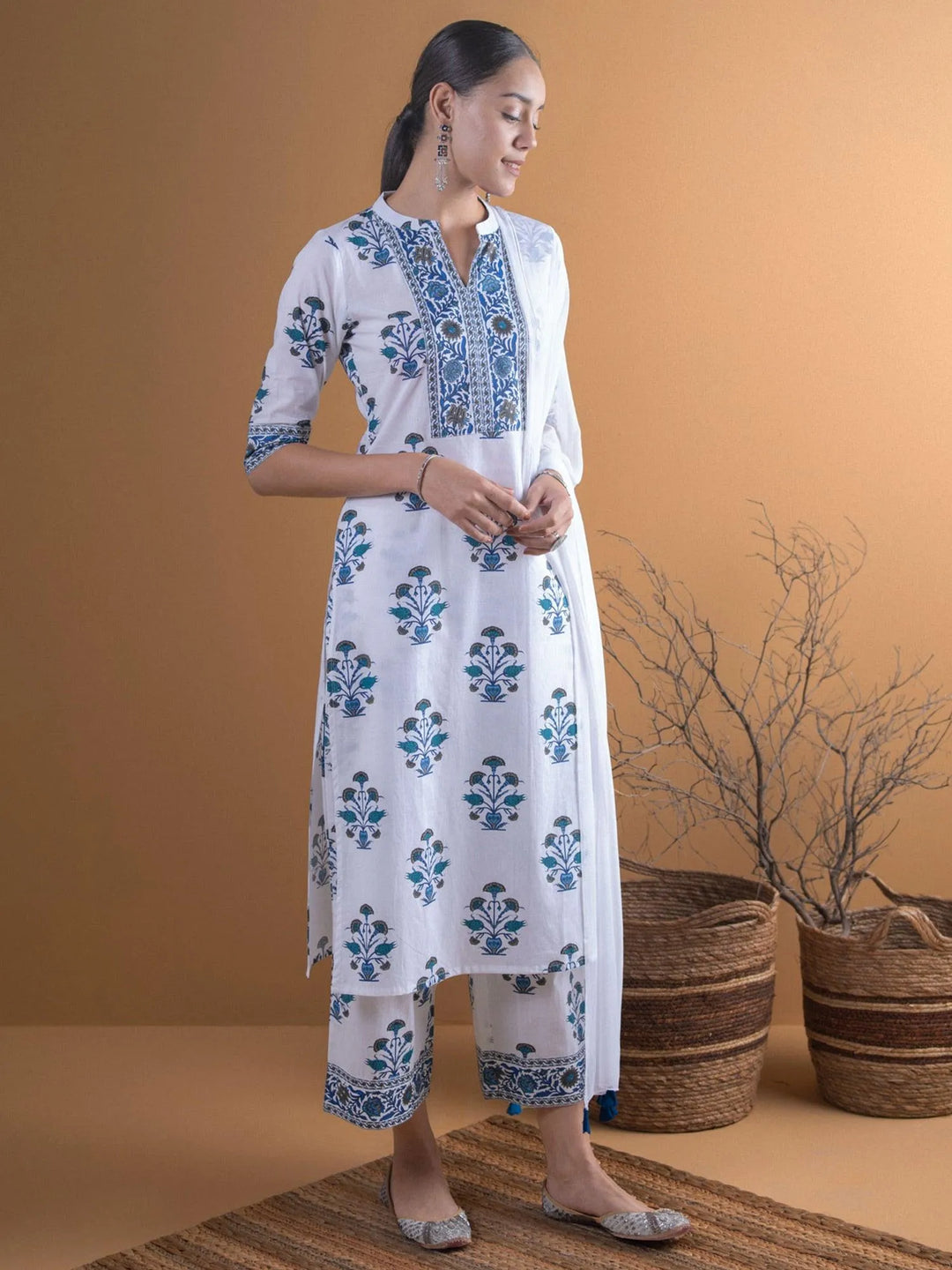 White Printed Cotton Suit Set - Libas