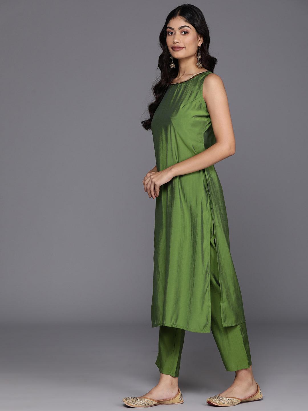 Green Solid Silk Blend Straight Kurta With Trousers & Dupatta - Libas 