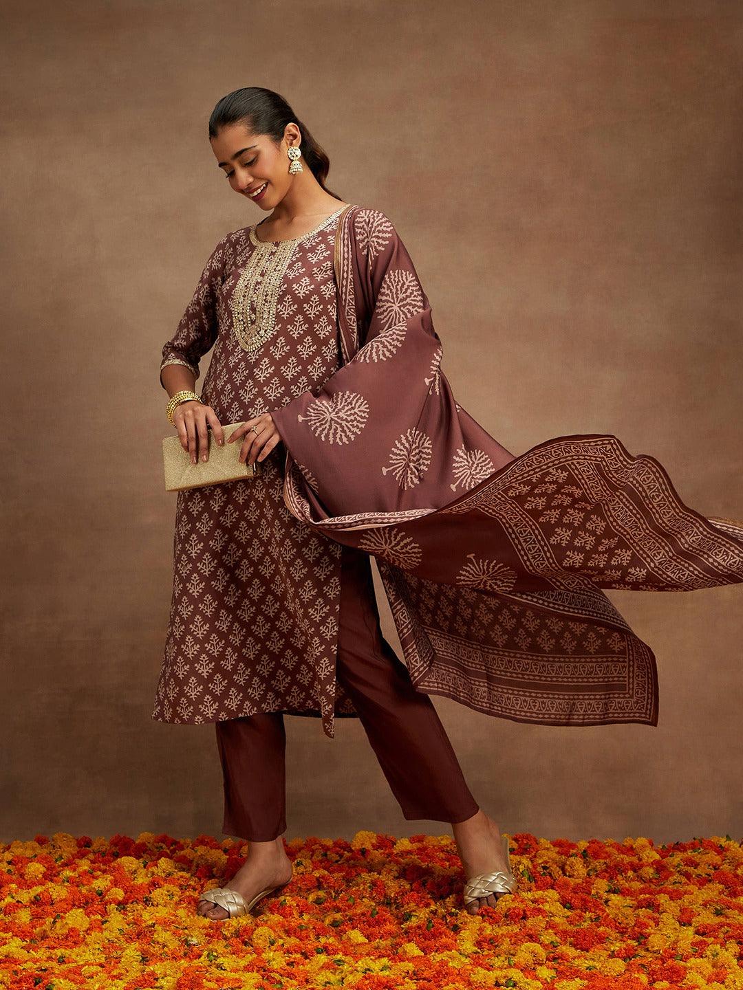 Mauve Printed Silk Blend Straight Kurta With Trousers & Dupatta - Libas 