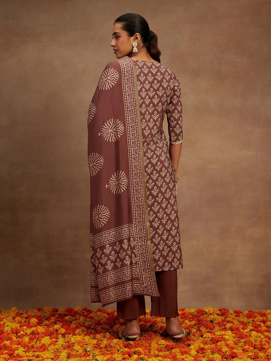 Mauve Printed Silk Blend Straight Kurta With Trousers & Dupatta - Libas 