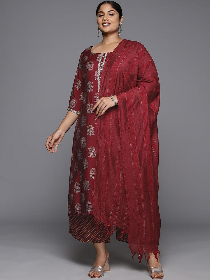 Plus Size Red Printed Silk Blend Straight Kurta With Palazzos & Dupatta - Libas